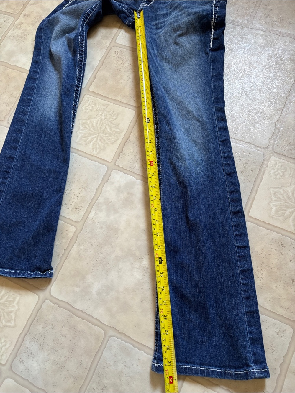 Ariat Jeans Womens 26R Blue Mid Rise Western Entwined Boot Cut Real Denim - Picture 7 of 9